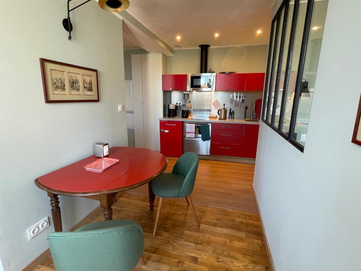 Appartement Mignon Calme Douillet Ascenseur Clim Etage Eleve Proche Parking Et Toutes Commodites Au Coeur Du Toulon Historique 外观 照片