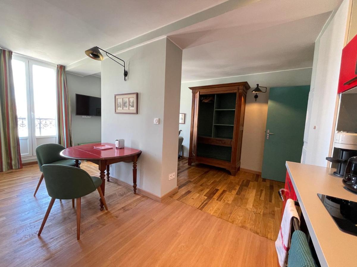 Appartement Mignon Calme Douillet Ascenseur Clim Etage Eleve Proche Parking Et Toutes Commodites Au Coeur Du Toulon Historique 外观 照片