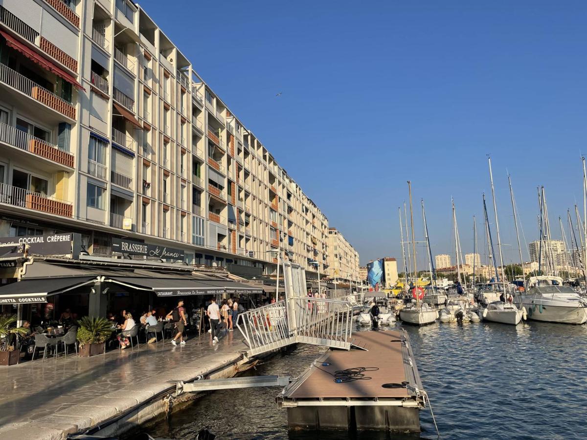 Appartement Mignon Calme Douillet Ascenseur Clim Etage Eleve Proche Parking Et Toutes Commodites Au Coeur Du Toulon Historique 外观 照片