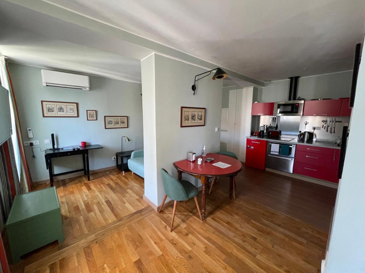 Appartement Mignon Calme Douillet Ascenseur Clim Etage Eleve Proche Parking Et Toutes Commodites Au Coeur Du Toulon Historique 外观 照片